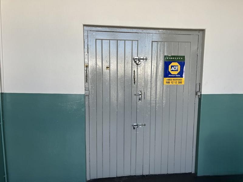 To Let Commercial Property for Rent in Paarden Eiland Western Cape